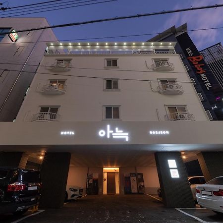 Aank Hotel Daejeon Yongjeon 1St Bagian luar foto