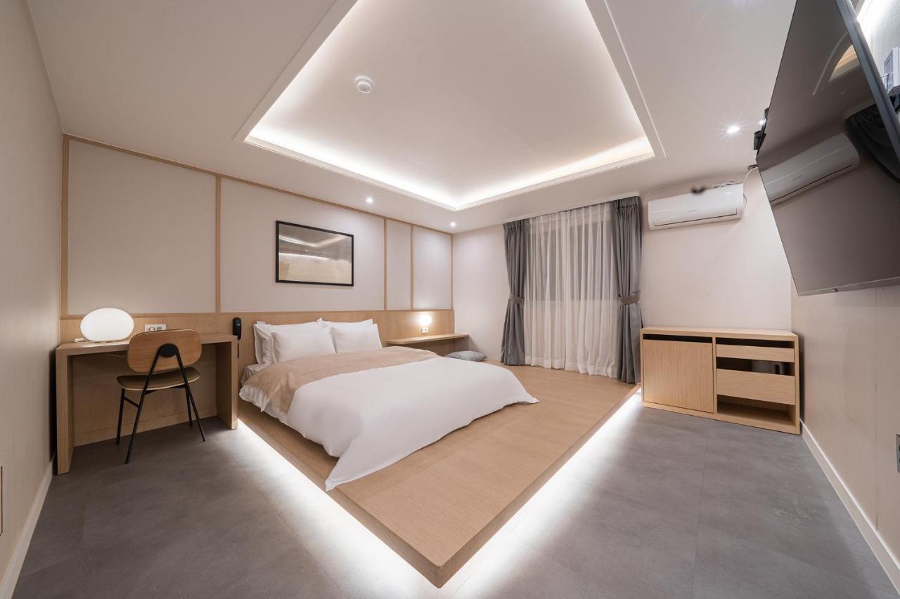 Aank Hotel Daejeon Yongjeon 1St Bagian luar foto