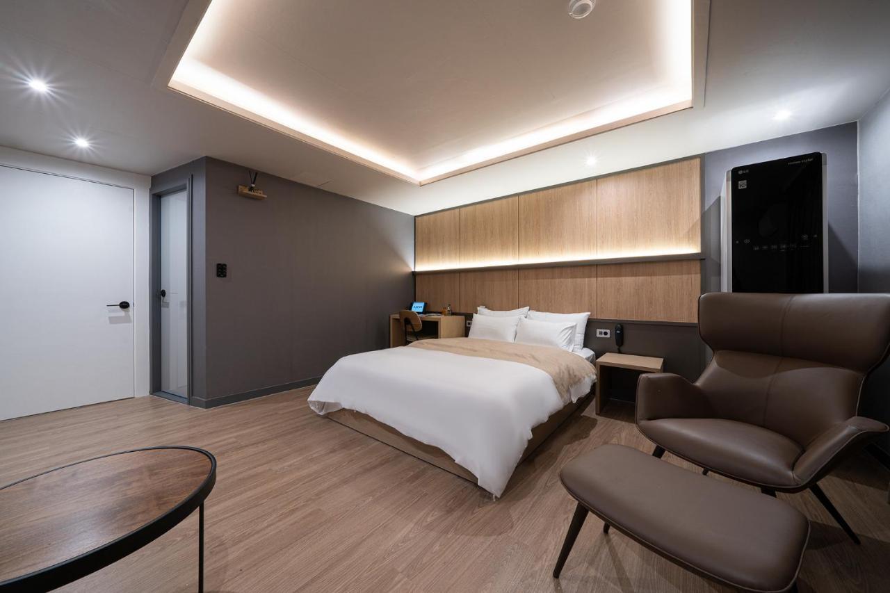 Aank Hotel Daejeon Yongjeon 1St Bagian luar foto